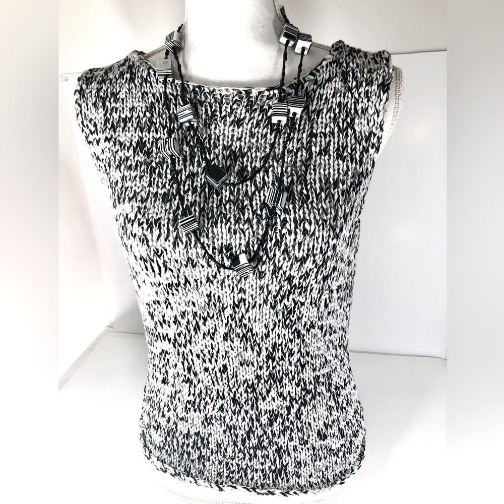 SALE! LIZ CLAIBORNE KNIT RIBBON SWEATER TOP BLACK & WHITE
